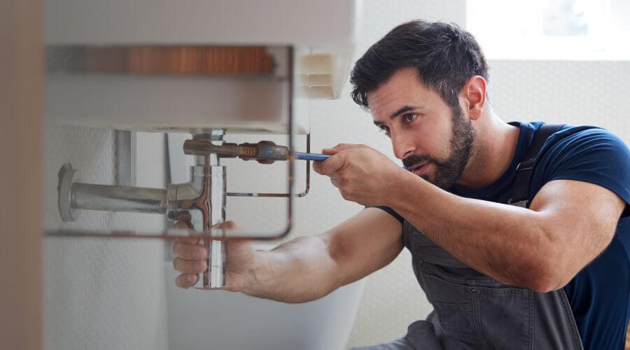 Local expert plumbing services in Crowheart, WY